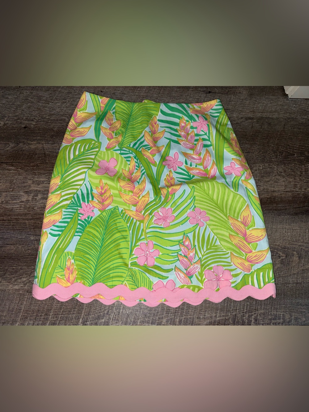 Vintage Lilly Pulitzer Tropical Leaf & Flower Mini Skirt in Pink and Green